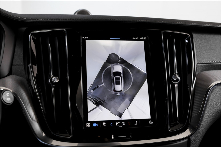 Volvo V60 2.0 T6 Plug-in hybrid AWD Ultra Dark | S/K-panodak | Bowers/Wilkens | Dig. Cockpit | Adapt. Cruise | Memory Stoelen | Elek. Klep | Stoel-+stuurverw. | 360 Camera | NAV+App. Connect | Elek. trekhaak | LM 19" |