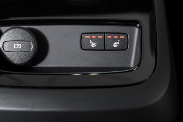 Volvo V60 2.0 T6 Plug-in hybrid AWD Ultra Dark | S/K-panodak | Bowers/Wilkens | Dig. Cockpit | Adapt. Cruise | Memory Stoelen | Elek. Klep | Stoel-+stuurverw. | 360 Camera | NAV+App. Connect | Elek. trekhaak | LM 19" |