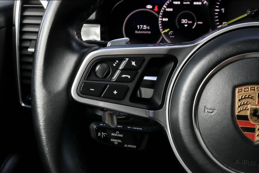 Porsche Cayenne Coupé 3.0 E-Hybrid - MATRIX - PANO - SPORT CHRONO - COMFORTSTOELEN