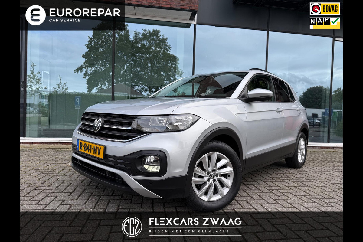 Volkswagen T-Cross 1.0 TSI 110PK Life - Climate - Parkeerhulp - Media Apple/Android - Cruise