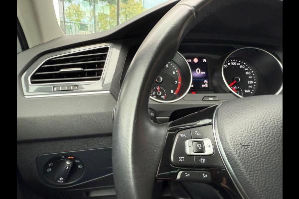 Volkswagen Tiguan 1.5 TSI Comfortline - Navi - Climate - Cruise - Parkeerhulp - Org.NL Volkswagen Tiguan 1.5 TSI Comfortline - Navi - Climate - Cruise - Parkeerhulp - Org.NL