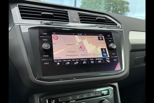 Volkswagen Tiguan 1.5 TSI Comfortline - Navi - Climate - Cruise - Parkeerhulp - Org.NL Volkswagen Tiguan 1.5 TSI Comfortline - Navi - Climate - Cruise - Parkeerhulp - Org.NL