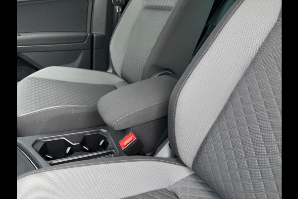 Volkswagen Tiguan 1.5 TSI Comfortline - Navi - Climate - Cruise - Parkeerhulp - Org.NL Volkswagen Tiguan 1.5 TSI Comfortline - Navi - Climate - Cruise - Parkeerhulp - Org.NL