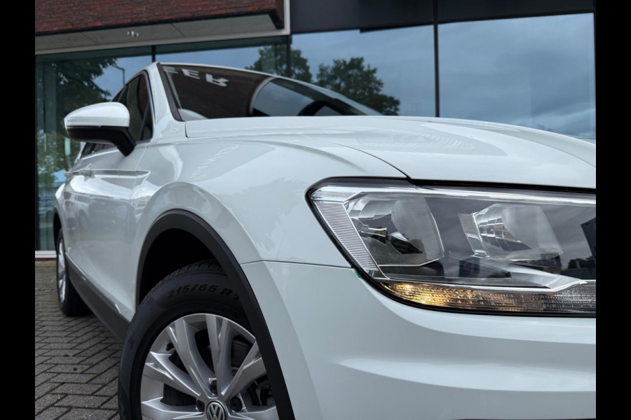 Volkswagen Tiguan 1.5 TSI Comfortline - Navi - Climate - Cruise - Parkeerhulp - Org.NL Volkswagen Tiguan 1.5 TSI Comfortline - Navi - Climate - Cruise - Parkeerhulp - Org.NL