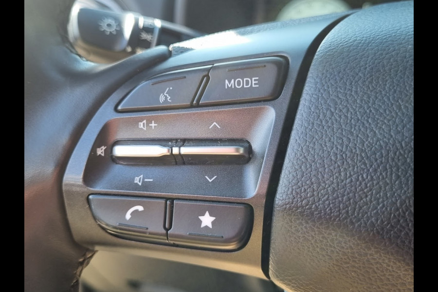 Hyundai Kona EV Premium 64 kWh