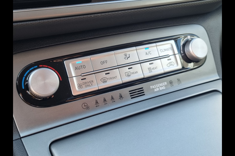 Hyundai Kona EV Premium 64 kWh