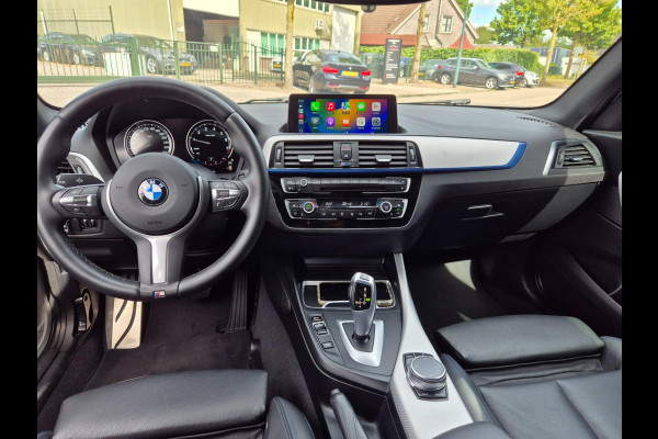 BMW 1-serie M Sport Ed CarPlay NAP LED GR Navi Automaat Black Panel Teller All weather M Velgen GARANTIE Rij-K 118i High Executive