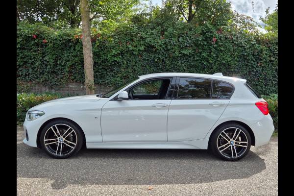 BMW 1-serie M Sport Ed CarPlay NAP LED GR Navi Automaat Black Panel Teller All weather M Velgen GARANTIE Rij-K 118i High Executive
