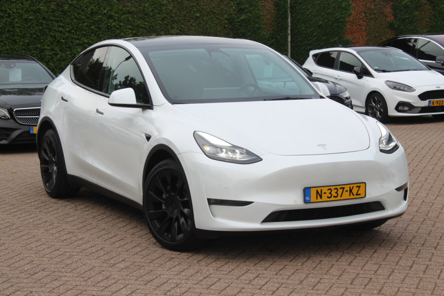 Tesla Model Y Long Range AWD 75 kWh / SoH 91.9% / Autopilot / Panoramadak / Camera / 20'' / Keyless / Leder / Dodehoek / Navigatie / Stoelverwarming
