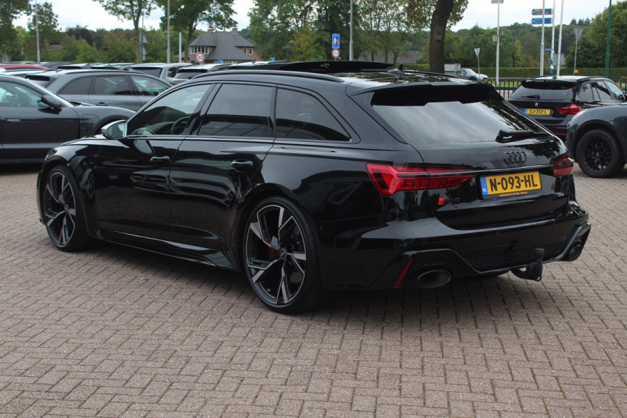 Audi RS6 Avant TFSI quattro / Trekhaak / Panoramadak / Keramisch / 360Camera / Head-up / Softclose / Standverwarming / B&O / Volleder / 22'' /  Apple CarPlay / Achterasbesturing / Luchtvering / Dodehoek / DAB / ACC / St Audi RS6 Avant TFSI quattro / Trekhaak / Panoramadak / Keramisch / 360Camera / Head-up / Softclose / Standverwarming / B&O / Volleder / 22'' /  Apple CarPlay / Achterasbesturing / Luchtvering / Dodehoek / DAB / ACC / St