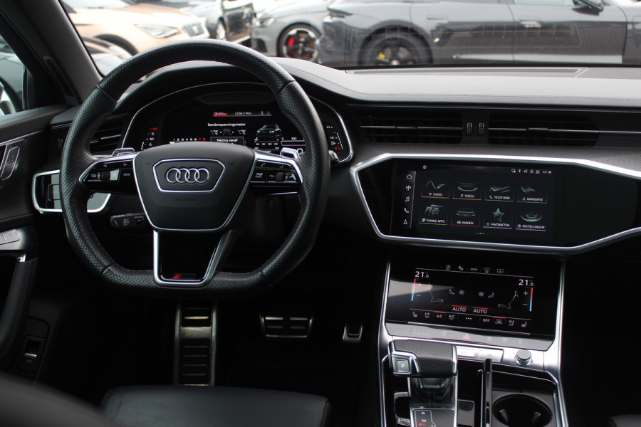 Audi RS6 Avant TFSI quattro / Trekhaak / Panoramadak / Keramisch / 360Camera / Head-up / Softclose / Standverwarming / B&O / Volleder / 22'' /  Apple CarPlay / Achterasbesturing / Luchtvering / Dodehoek / DAB / ACC / St Audi RS6 Avant TFSI quattro / Trekhaak / Panoramadak / Keramisch / 360Camera / Head-up / Softclose / Standverwarming / B&O / Volleder / 22'' /  Apple CarPlay / Achterasbesturing / Luchtvering / Dodehoek / DAB / ACC / St