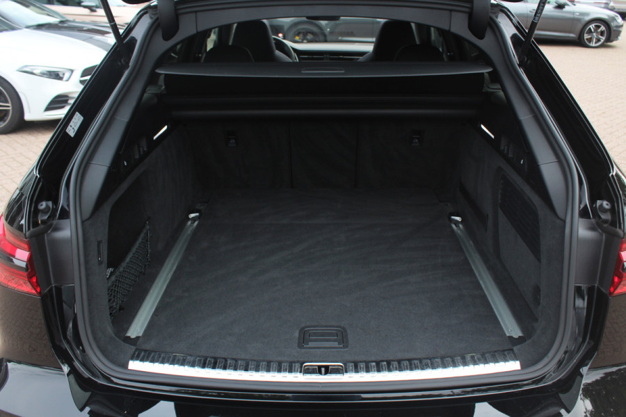 Audi RS6 Avant TFSI quattro / Trekhaak / Panoramadak / Keramisch / 360Camera / Head-up / Softclose / Standverwarming / B&O / Volleder / 22'' /  Apple CarPlay / Achterasbesturing / Luchtvering / Dodehoek / DAB / ACC / St Audi RS6 Avant TFSI quattro / Trekhaak / Panoramadak / Keramisch / 360Camera / Head-up / Softclose / Standverwarming / B&O / Volleder / 22'' /  Apple CarPlay / Achterasbesturing / Luchtvering / Dodehoek / DAB / ACC / St