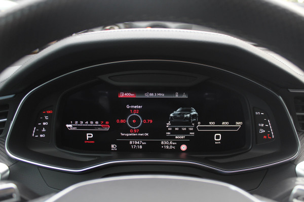 Audi RS6 Avant TFSI quattro / Trekhaak / Panoramadak / Keramisch / 360Camera / Head-up / Softclose / Standverwarming / B&O / Volleder / 22'' /  Apple CarPlay / Achterasbesturing / Luchtvering / Dodehoek / DAB / ACC / St Audi RS6 Avant TFSI quattro / Trekhaak / Panoramadak / Keramisch / 360Camera / Head-up / Softclose / Standverwarming / B&O / Volleder / 22'' /  Apple CarPlay / Achterasbesturing / Luchtvering / Dodehoek / DAB / ACC / St