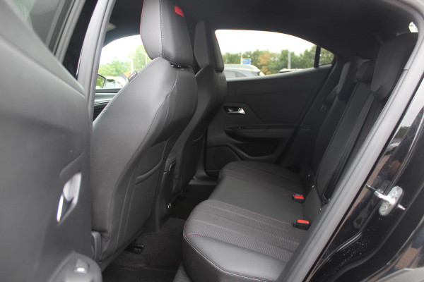 Opel Mokka 1.2 Level 4 GS Line / Camera / Navigatie / 18'' / DAB / Sfeerverlichting / Getint glas / Dodehoek / Cruise Control Opel Mokka 1.2 Level 4 GS Line / Camera / Navigatie / 18'' / DAB / Sfeerverlichting / Getint glas / Dodehoek / Cruise Control