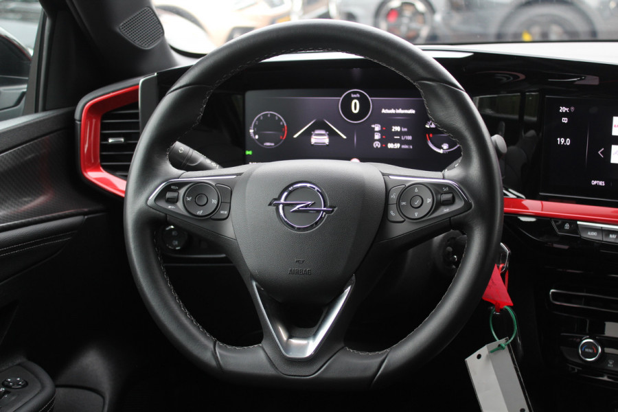 Opel Mokka 1.2 Level 4 GS Line / Camera / Navigatie / 18'' / DAB / Sfeerverlichting / Getint glas / Dodehoek / Cruise Control Opel Mokka 1.2 Level 4 GS Line / Camera / Navigatie / 18'' / DAB / Sfeerverlichting / Getint glas / Dodehoek / Cruise Control