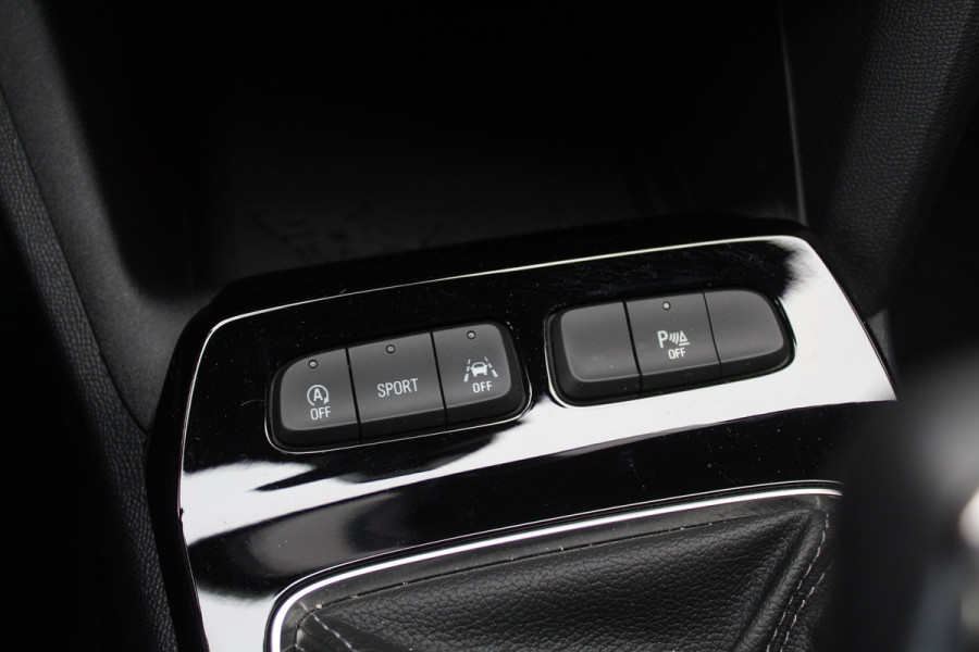 Opel Mokka 1.2 Level 4 GS Line / Camera / Navigatie / 18'' / DAB / Sfeerverlichting / Getint glas / Dodehoek / Cruise Control Opel Mokka 1.2 Level 4 GS Line / Camera / Navigatie / 18'' / DAB / Sfeerverlichting / Getint glas / Dodehoek / Cruise Control