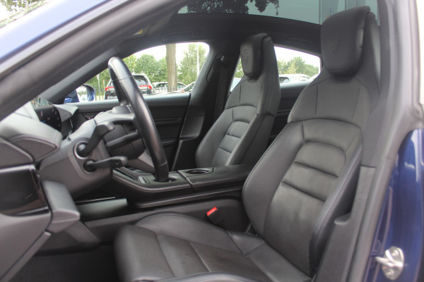 Porsche Taycan 4S Performance 84 kWh / SoH 91.3% / Panoramadak / 360Camera / Head-up / Achterasbesturing / Matrix LED / 21'' / Luchtvering / Bose / Stoelmassage / Sportchrono / Leder / Stuurverwarming / DAB / ACC