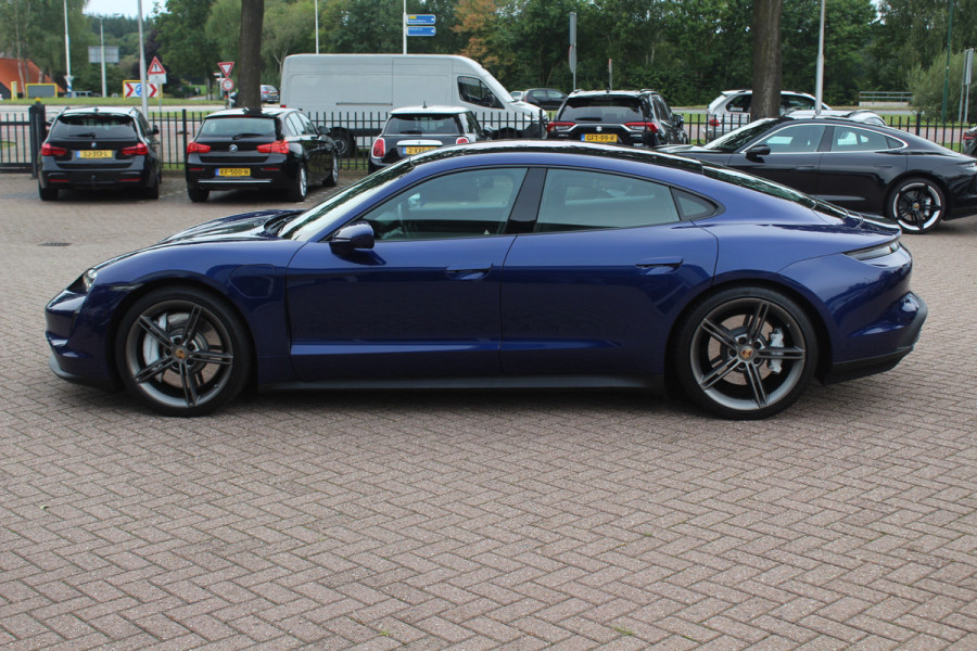 Porsche Taycan 4S Performance 84 kWh / SoH 91.3% / Panoramadak / 360Camera / Head-up / Achterasbesturing / Matrix LED / 21'' / Luchtvering / Bose / Stoelmassage / Sportchrono / Leder / Stuurverwarming / DAB / ACC