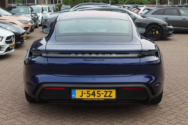 Porsche Taycan 4S Performance 84 kWh / SoH 91.3% / Panoramadak / 360Camera / Head-up / Achterasbesturing / Matrix LED / 21'' / Luchtvering / Bose / Stoelmassage / Sportchrono / Leder / Stuurverwarming / DAB / ACC