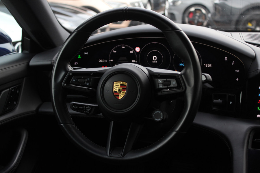 Porsche Taycan 4S Performance 84 kWh / SoH 91.3% / Panoramadak / 360Camera / Head-up / Achterasbesturing / Matrix LED / 21'' / Luchtvering / Bose / Stoelmassage / Sportchrono / Leder / Stuurverwarming / DAB / ACC