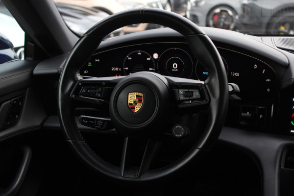 Porsche Taycan 4S Performance 84 kWh / SoH 91.3% / Panoramadak / 360Camera / Head-up / Achterasbesturing / Matrix LED / 21'' / Luchtvering / Bose / Stoelmassage / Sportchrono / Leder / Stuurverwarming / DAB / ACC