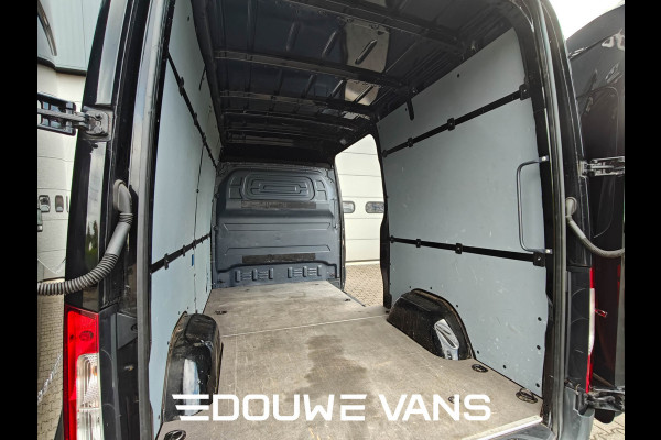 Mercedes-Benz Sprinter 316 L2H2 Zwart MBUX Trekhaak 3500kg 163pk Airco BPM Vrij Mercedes-Benz Sprinter 316 L2H2 Zwart MBUX Trekhaak 3500kg 163pk Airco BPM Vrij