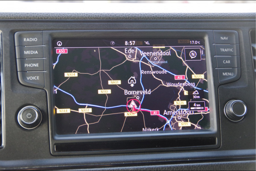 Volkswagen Crafter 35 2.0 TDI L3H3 177PK AUT. LEDER, VANSTEP TREKHAAK, ZONNEKLEP, CAMERA, NAVI, CARPLAY, CRUISE, AIRCO