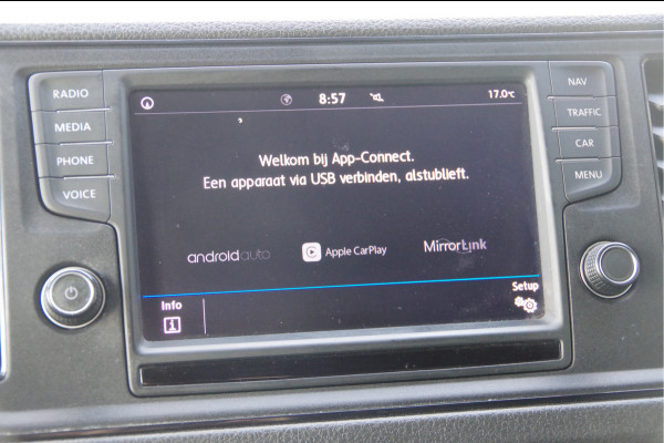Volkswagen Crafter 35 2.0 TDI L3H3 177PK AUT. LEDER, VANSTEP TREKHAAK, ZONNEKLEP, CAMERA, NAVI, CARPLAY, CRUISE, AIRCO