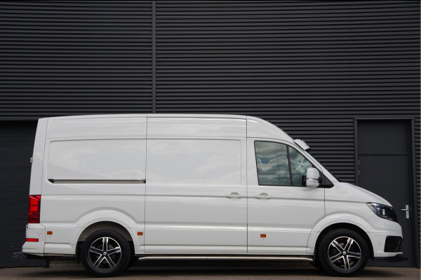 Volkswagen Crafter 35 2.0 TDI L3H3 177PK AUT. LEDER, VANSTEP TREKHAAK, ZONNEKLEP, CAMERA, NAVI, CARPLAY, CRUISE, AIRCO