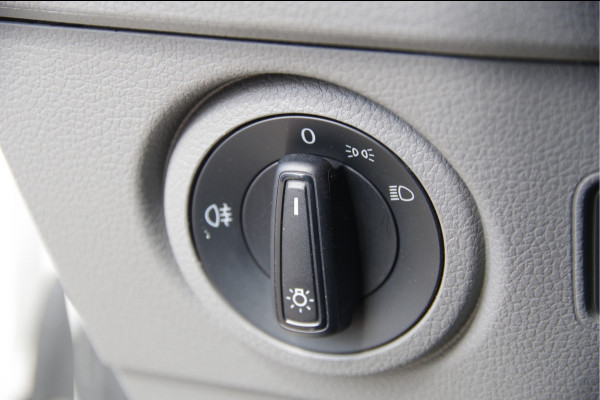Volkswagen Crafter 35 2.0 TDI L3H3 177PK AUT. LEDER, VANSTEP TREKHAAK, ZONNEKLEP, CAMERA, NAVI, CARPLAY, CRUISE, AIRCO