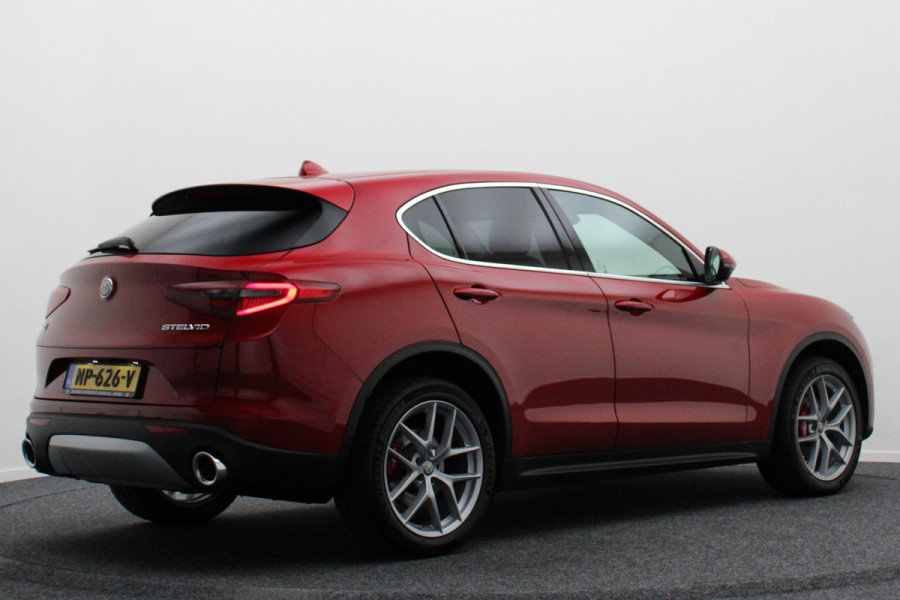 Alfa Romeo Stelvio 2.0 T AWD First Edition Climate, Camera, Elektrische Stoelen, Bluetooth, Navigatie, DAB, 20''