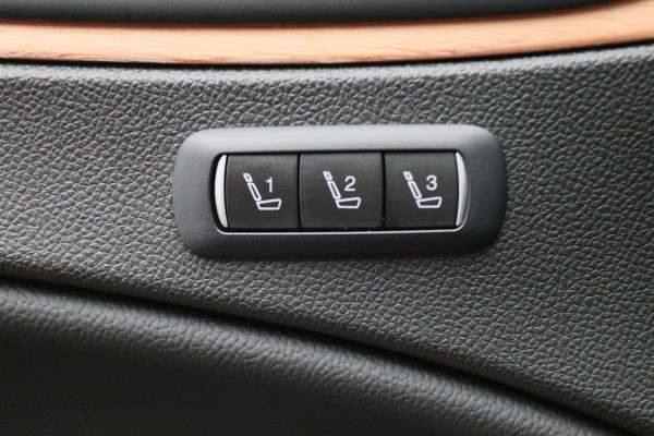 Alfa Romeo Stelvio 2.0 T AWD First Edition Climate, Camera, Elektrische Stoelen, Bluetooth, Navigatie, DAB, 20''
