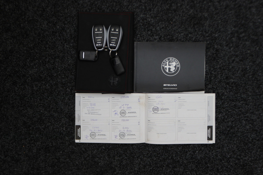 Alfa Romeo Stelvio 2.0 T AWD First Edition Climate, Camera, Elektrische Stoelen, Bluetooth, Navigatie, DAB, 20''
