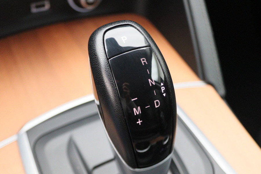 Alfa Romeo Stelvio 2.0 T AWD First Edition Climate, Camera, Elektrische Stoelen, Bluetooth, Navigatie, DAB, 20''