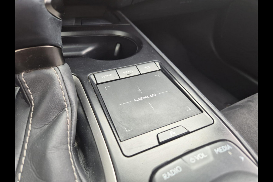 Lexus UX 250h Business Line Lexus UX 250h Business Line