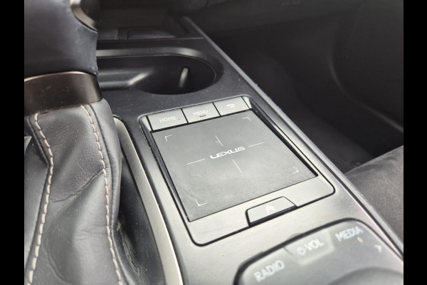 Lexus UX 250h Business Line Lexus UX 250h Business Line