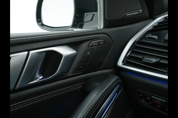 BMW X6 M50d High Executive AWD (INCL-BTW) Aut. *PANO | HEAD-UP | LASER-LIGHT | LUXURY-LEATHER | ADAPTIVE-CRUISE | SOFT-CLOSE | HARMAN/KARDON | BLIND-SPOT | MEMORY-PACK | BMW-INDIVIDUAL | HEATED-SPORTSEATS | TOP-VIEW | TOWB BMW X6 M50d High Executive AWD (INCL-BTW) Aut. *PANO | HEAD-UP | LASER-LIGHT | LUXURY-LEATHER | ADAPTIVE-CRUISE | SOFT-CLOSE | HARMAN/KARDON | BLIND-SPOT | MEMORY-PACK | BMW-INDIVIDUAL | HEATED-SPORTSEATS | TOP-VIEW | TOWB