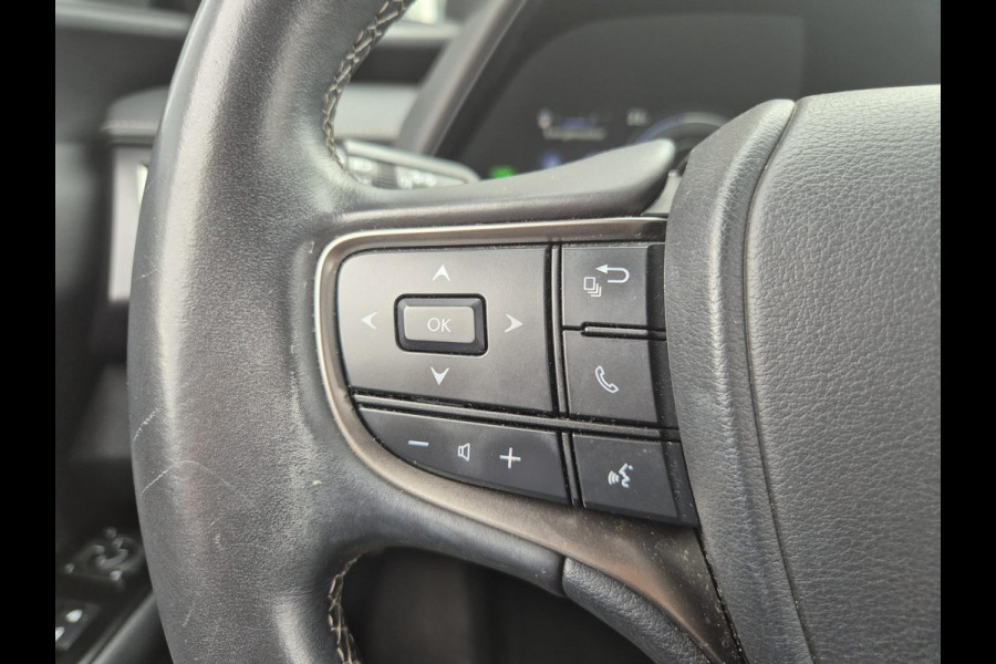 Lexus UX 250h Business Line Lexus UX 250h Business Line