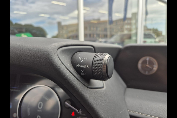 Lexus UX 250h Business Line Lexus UX 250h Business Line