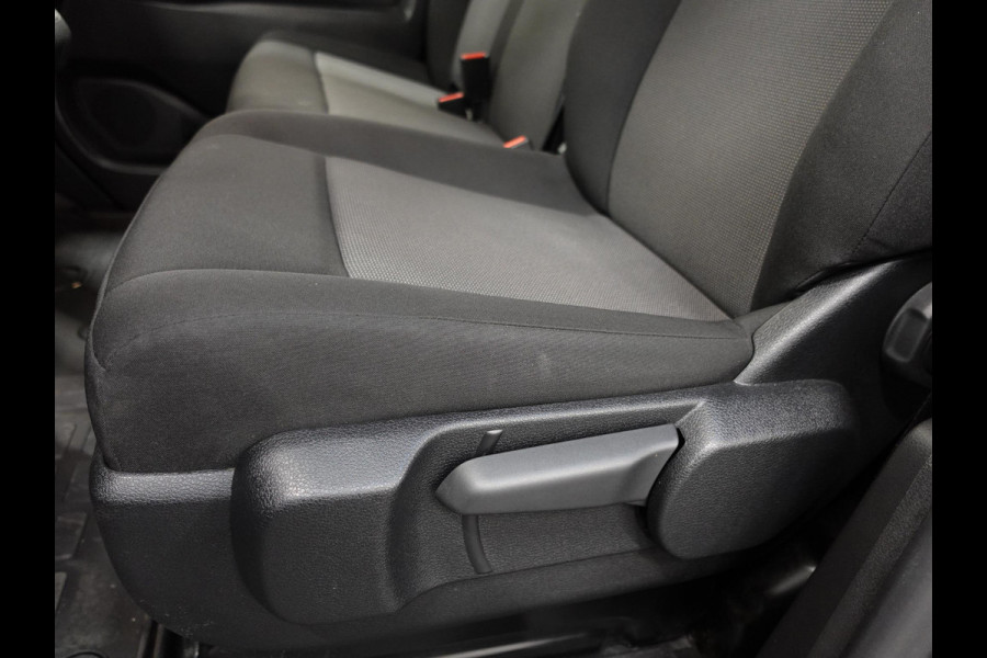 Opel Vivaro 2.0 BlueHDi 145PK L3 Automaat Airco Bluetooth Cruise Control Navigatie Trekhaak