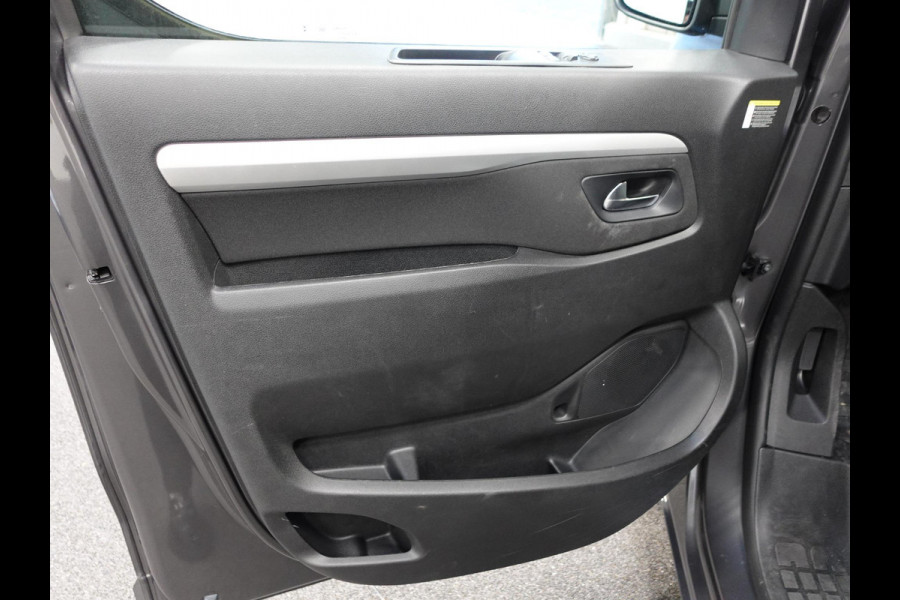 Opel Vivaro 2.0 BlueHDi 145PK L3 Automaat Airco Bluetooth Cruise Control Navigatie Trekhaak