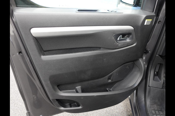 Opel Vivaro 2.0 BlueHDi 145PK L3 Automaat Airco Bluetooth Cruise Control Navigatie Trekhaak