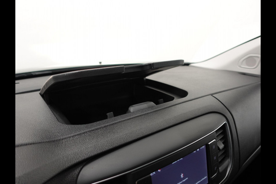 Opel Vivaro 2.0 BlueHDi 145PK L3 Automaat Airco Bluetooth Cruise Control Navigatie Trekhaak