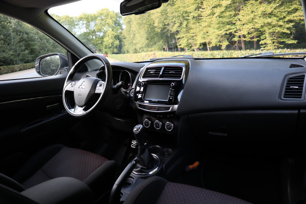 Mitsubishi ASX 1.6 Cleartec Connect Pro | Carplay | Camera | Navi |