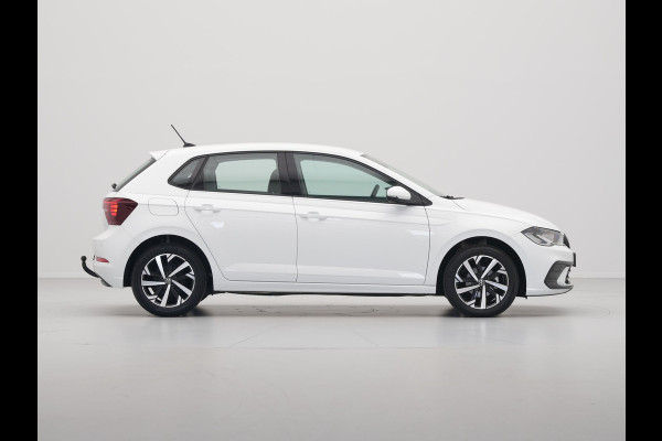 Volkswagen Polo 1.0 TSI 95pk DSG Life Face lift Navi via App Trekhaak Pdc Acc 77