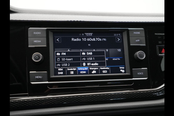 Volkswagen Polo 1.0 TSI 95pk DSG Life Face lift Navi via App Trekhaak Pdc Acc 77