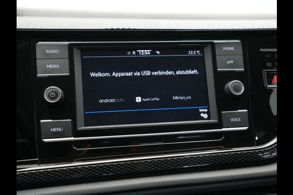 Volkswagen Polo 1.0 TSI 95pk DSG Life Face lift Navi via App Trekhaak Pdc Acc 77