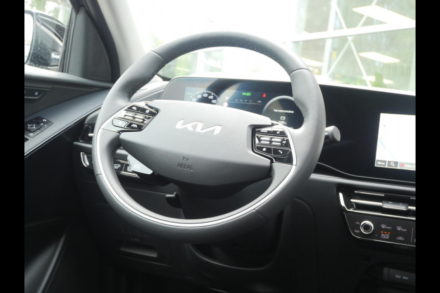 Kia Niro 1.6 GDi Hybrid ExecutiveLine | Op voorraad | Schuif/Kanteldak | Stoel&Stuur Verwarming | Harman Kardon | 18'' lichtmetaal | Draadloos opladen smartphone