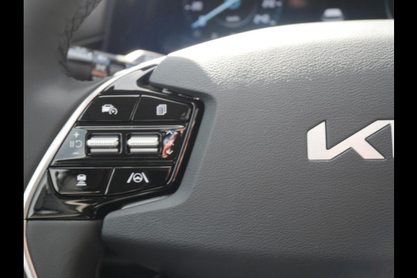 Kia Niro 1.6 GDi Hybrid ExecutiveLine | Op voorraad | Schuif/Kanteldak | Stoel&Stuur Verwarming | Harman Kardon | 18'' lichtmetaal | Draadloos opladen smartphone