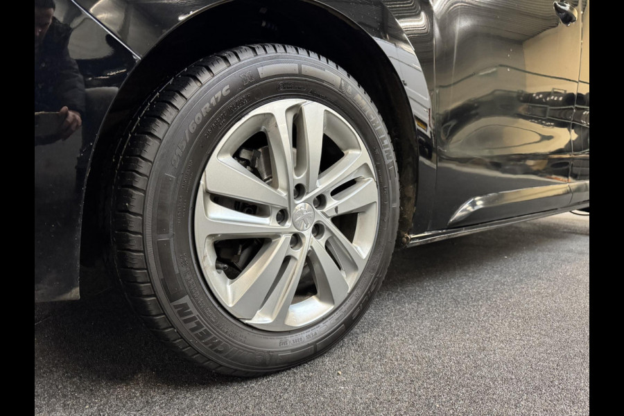 Peugeot Expert 2.0 BlueHDI 180PK Long L3 Premium Dubbele Cabine Automaat Navigatie Airco Cruise Control